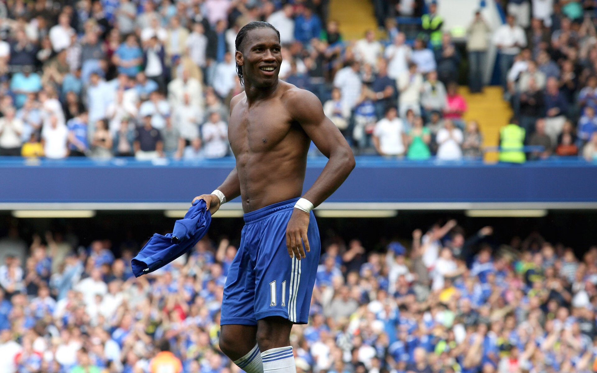 鸟巢被王者荣耀“攻陷”！KPL总决赛场面震撼到让人起鸡皮疙瘩